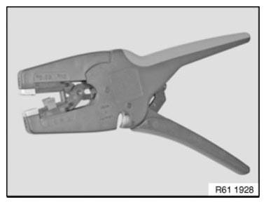 Plug Connection, Terminal, Fuse Box